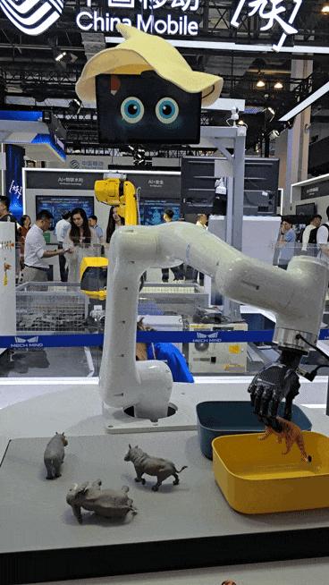 不管你来不来32°C的上海逛WAIC,都需要这份探展指南