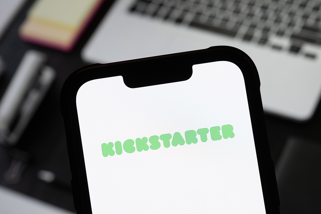 襁褓中的AI硬件,迎接最激烈的关税战