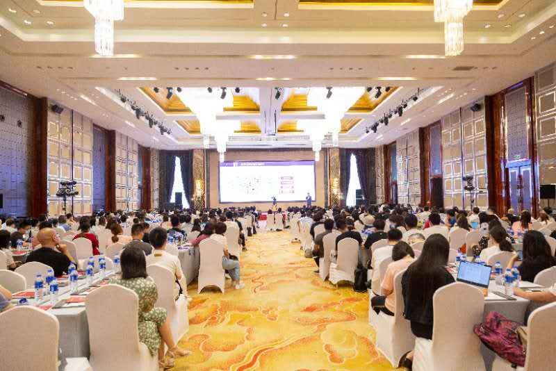 上一堂公开课“吃三年”——人工智能协助公开课变“现”六类成果