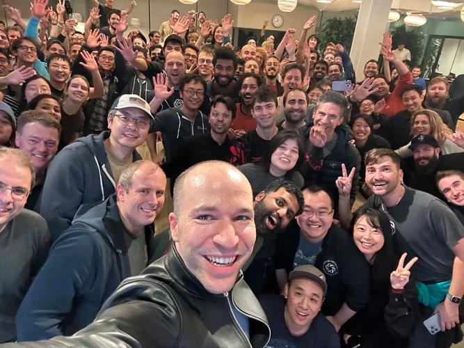 华人工程师被疯抢,世界第一AI创业公司,走进覆灭前夜