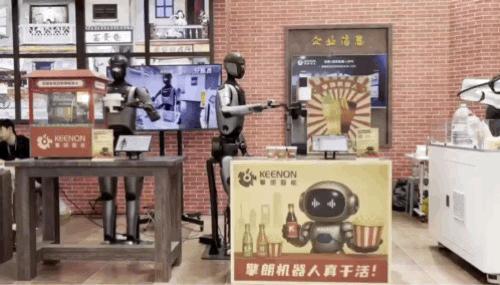 不管你来不来32°C的上海逛WAIC,都需要这份探展指南