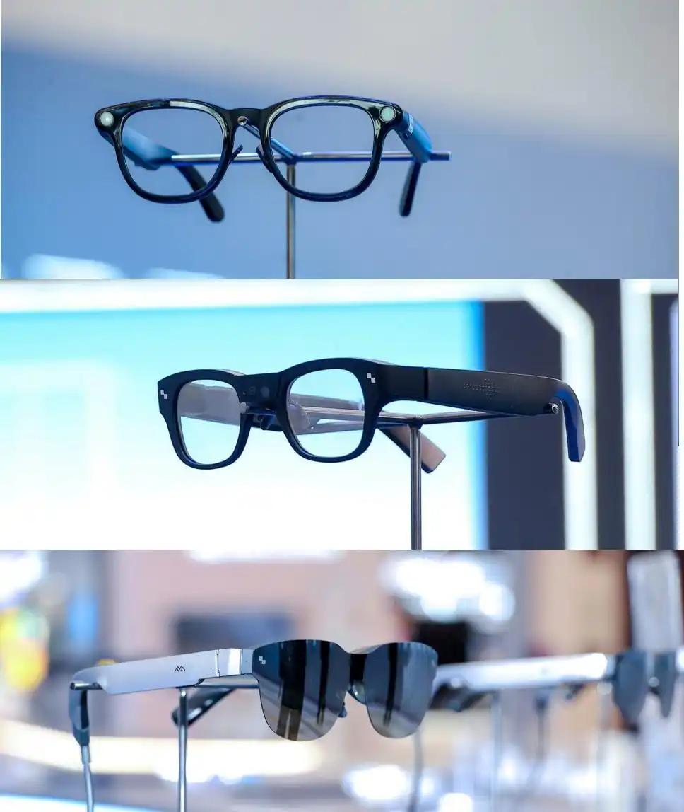 AI拼好镜，智能眼镜又支棱起来了？